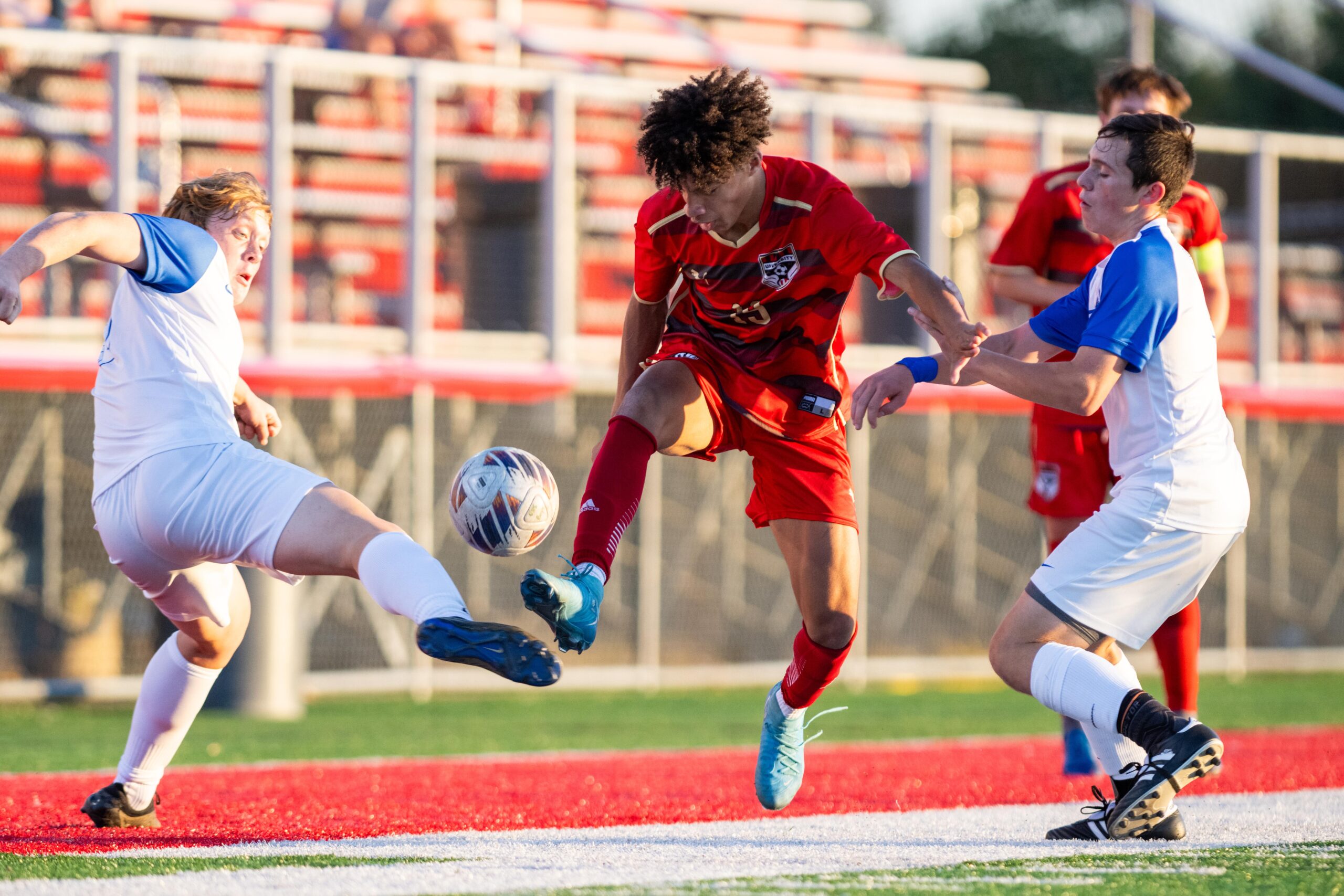 University reaches sectional title match with 3-2 semifinal victory over Fairmont Senior